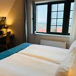 Eureka Hotel