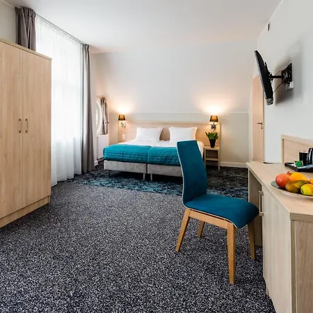 Eureka 3* سوبوت