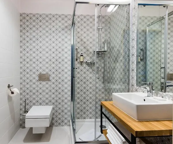 Отель Eureka 3*